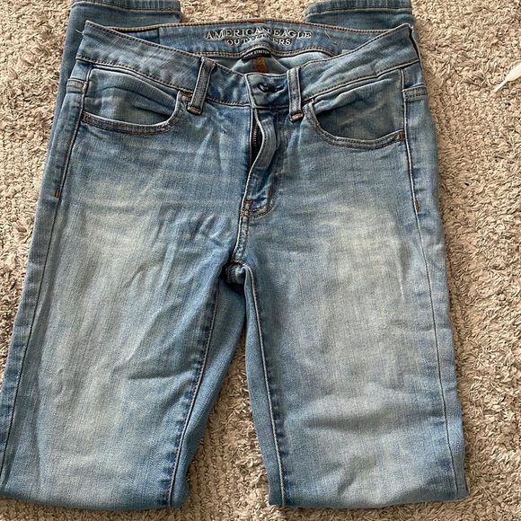 American Eagle Jeans - Picture 1 of 3